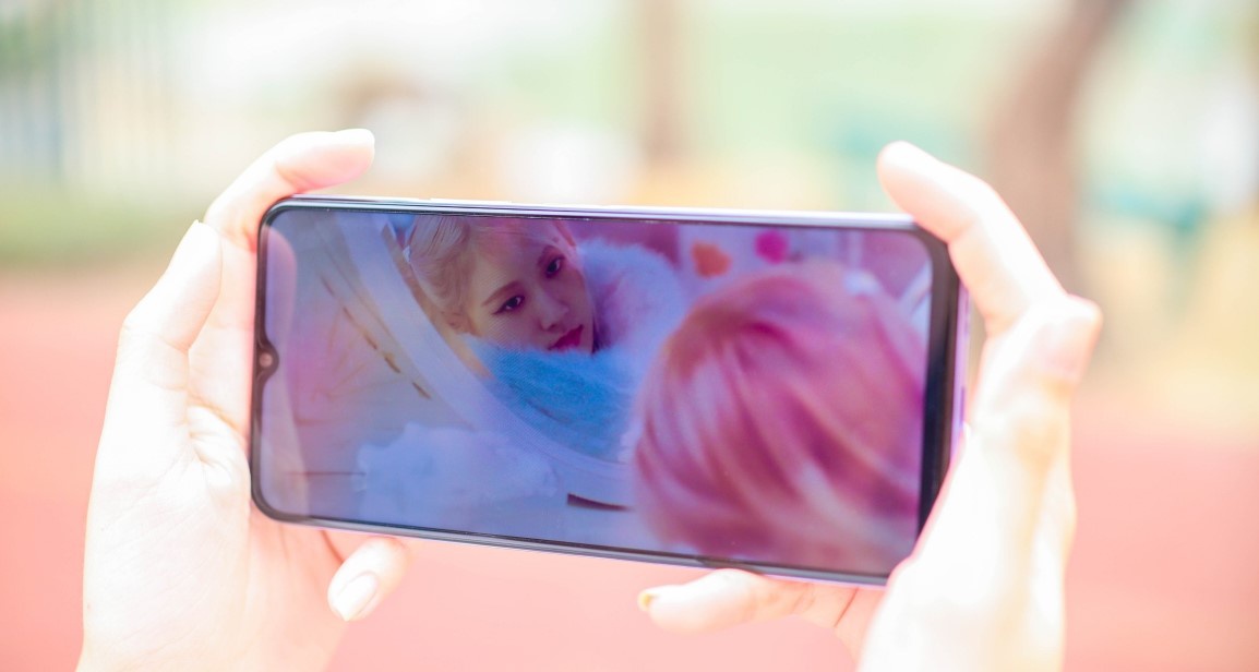 smartphone giam gia dau thang 5 anh 6