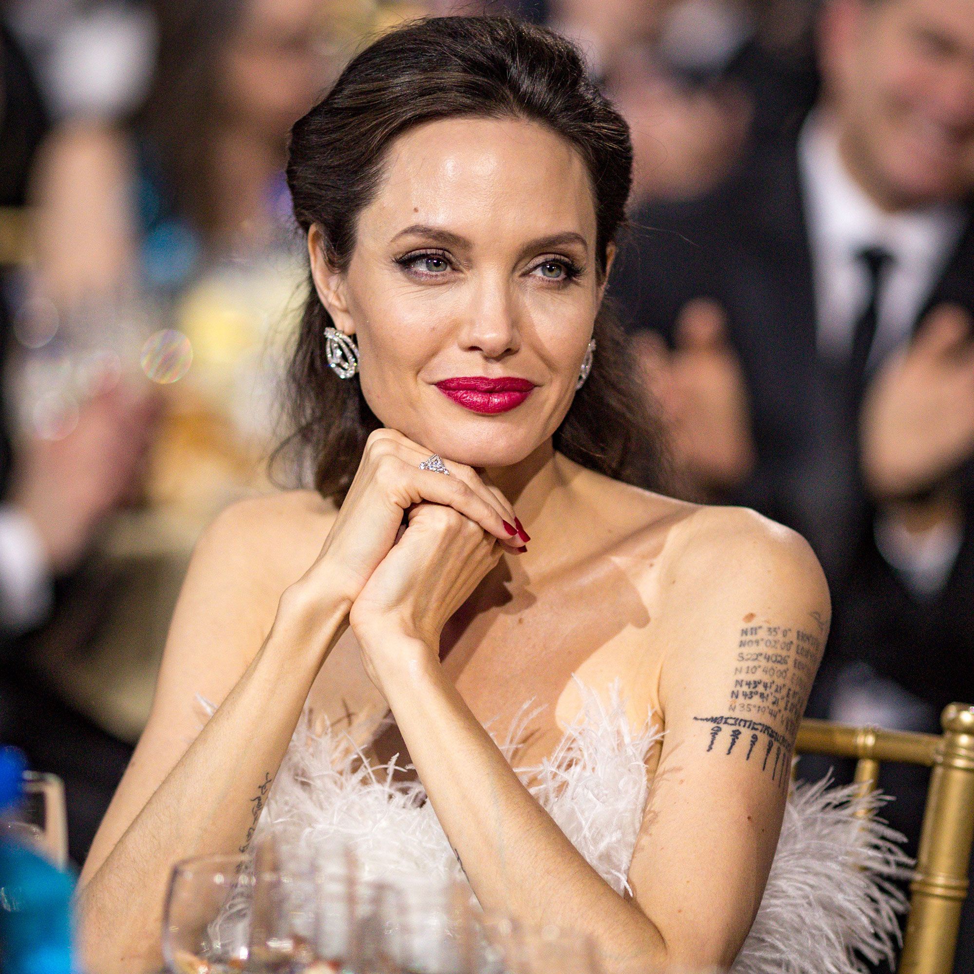 Angelina Jolie va Brad Pitt anh 1
