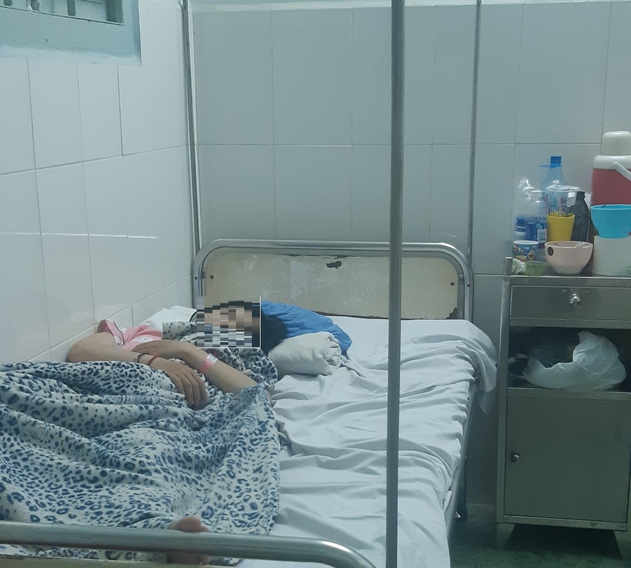 nu sinh An Giang tu tu anh 1