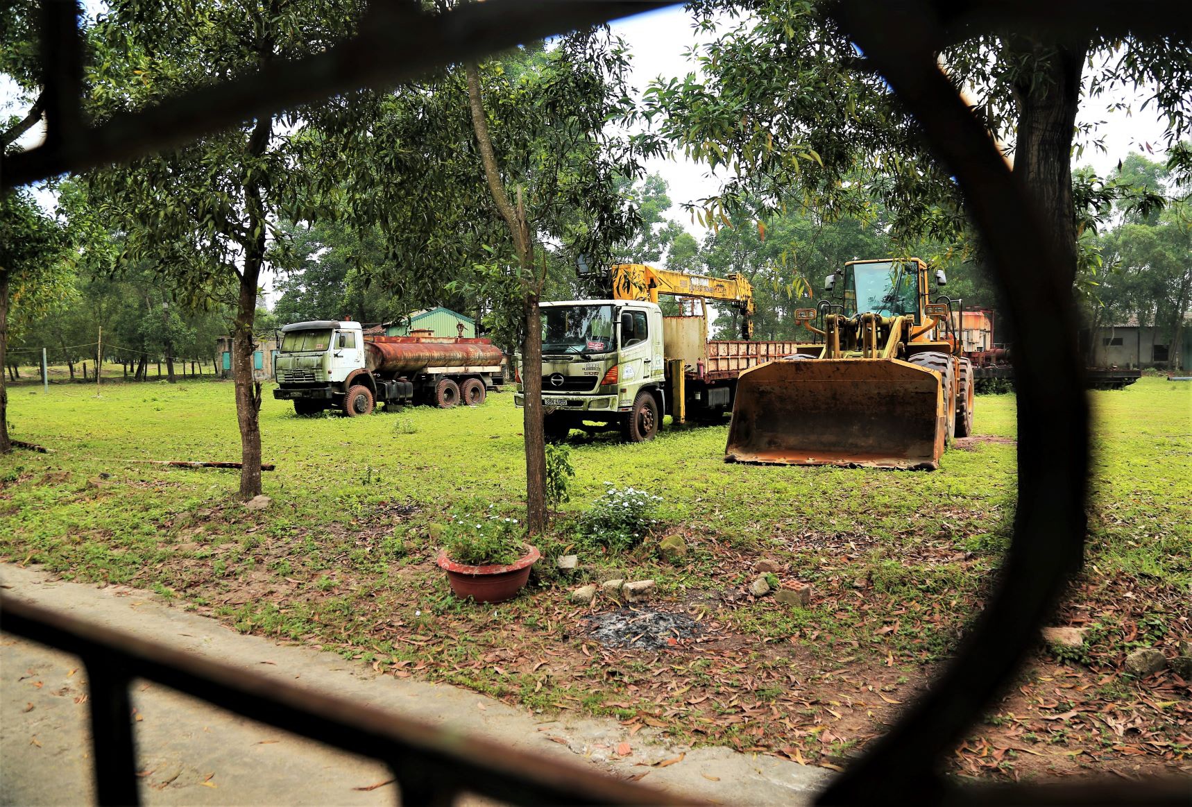 mo sat thach khe bat dong anh 5