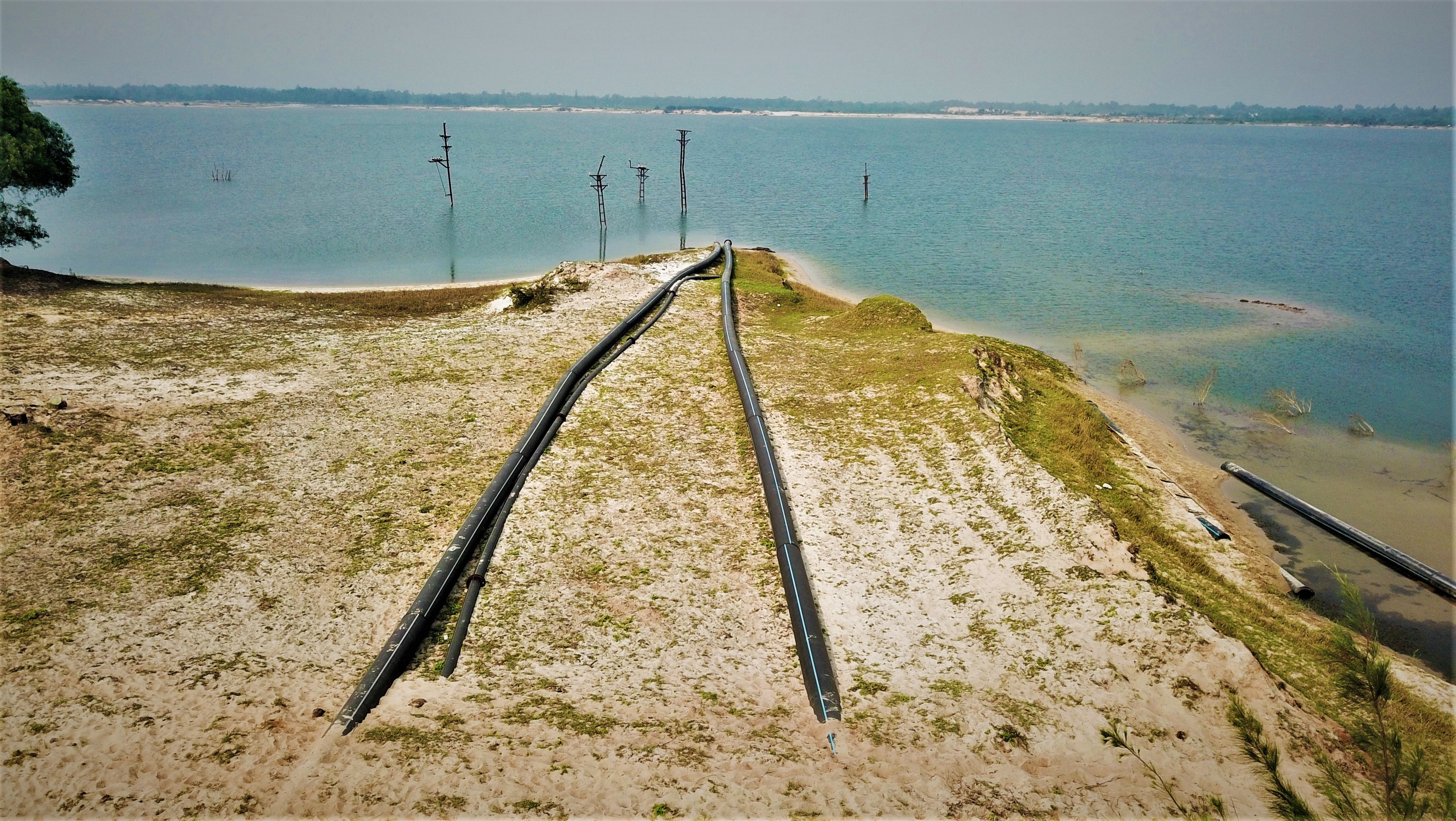 mo sat thach khe bat dong anh 15