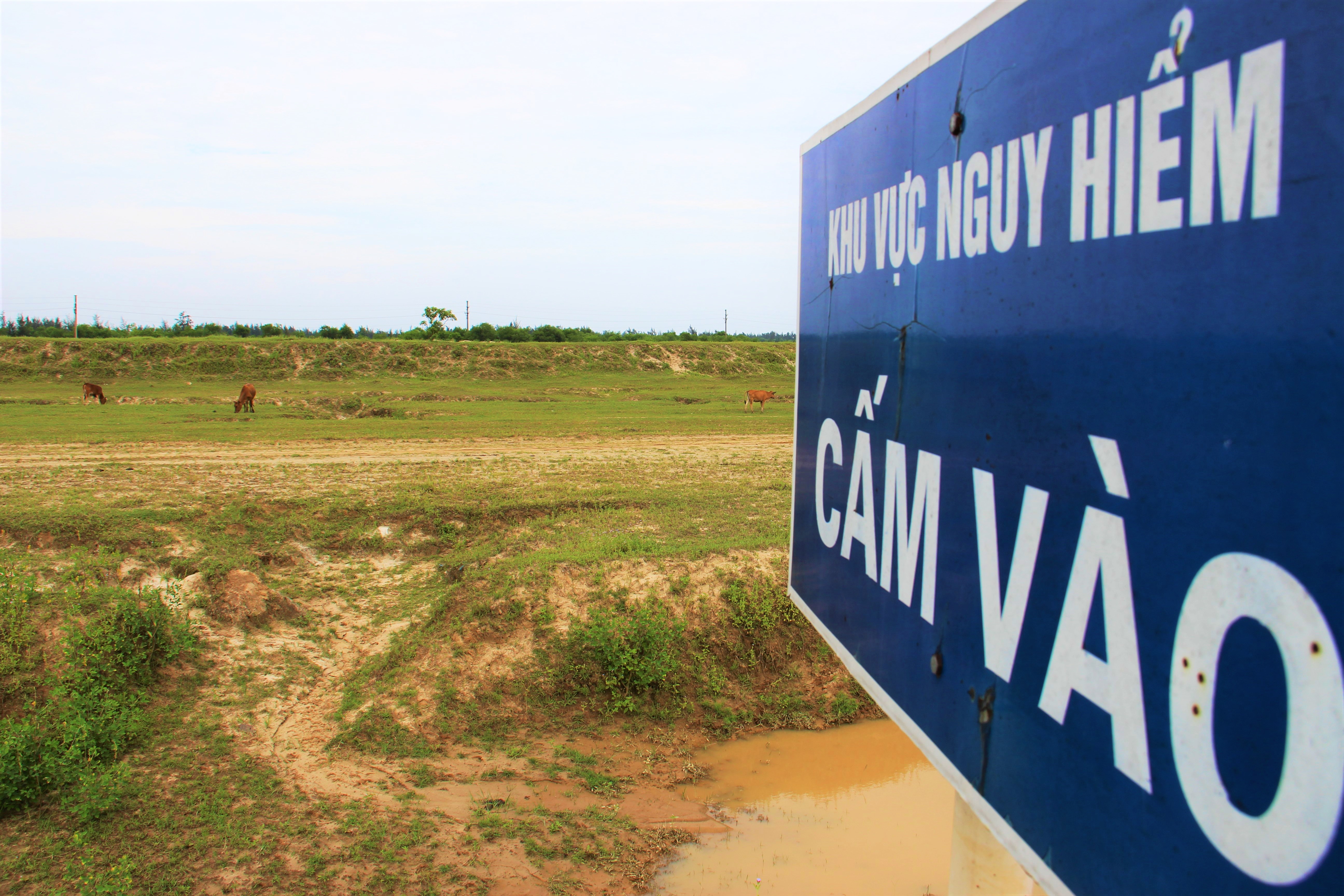 mo sat thach khe bat dong anh 12