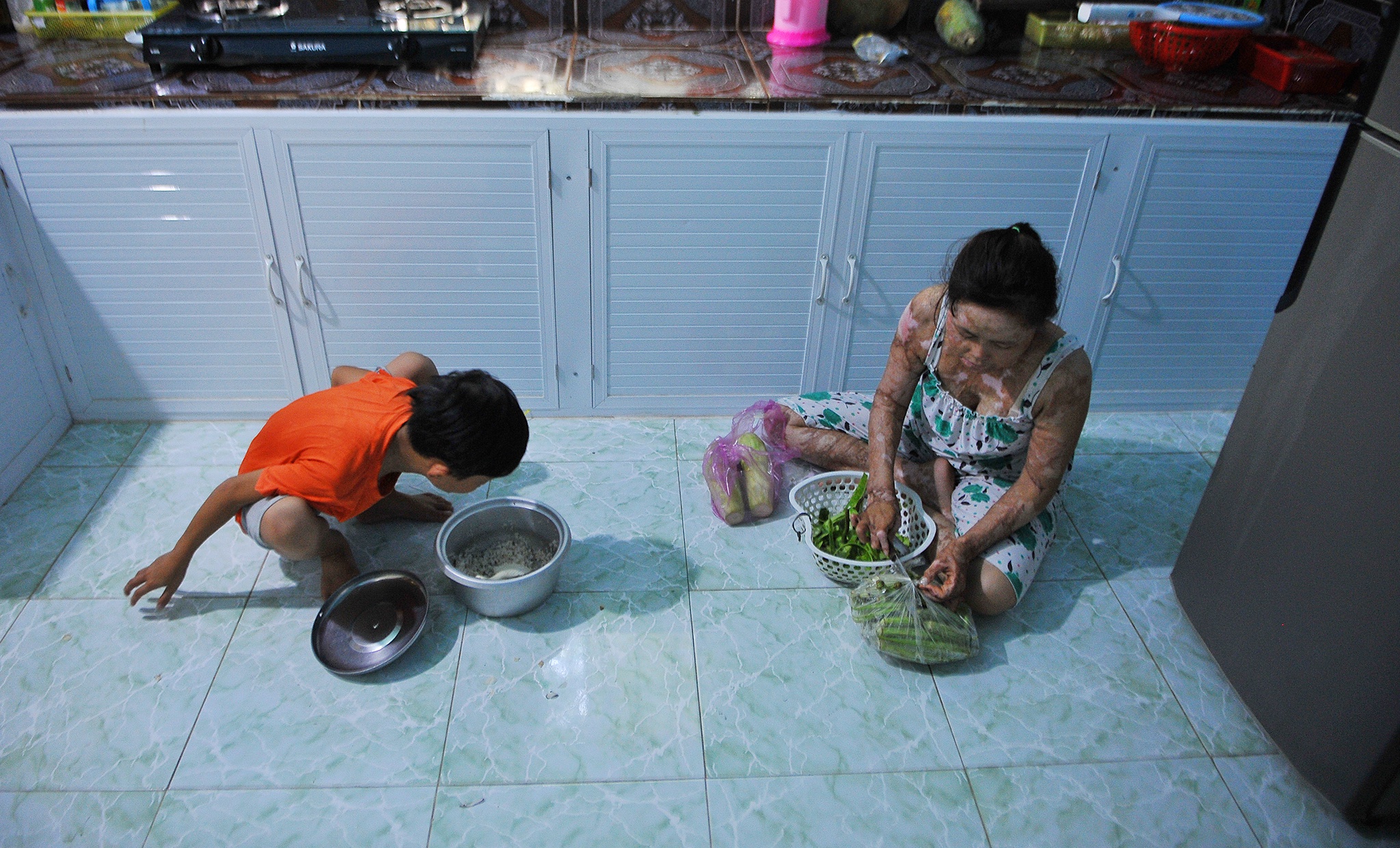 vo bi chong tuoi xang dot anh 32