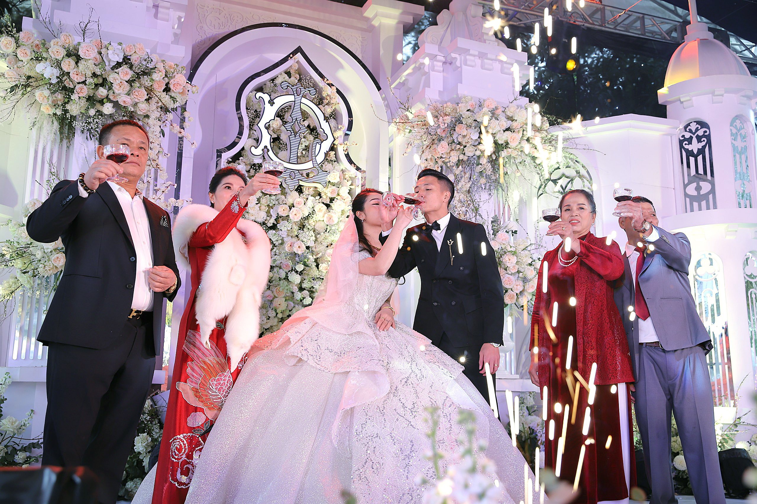 dam cuoi Bui Tien Dung anh 5