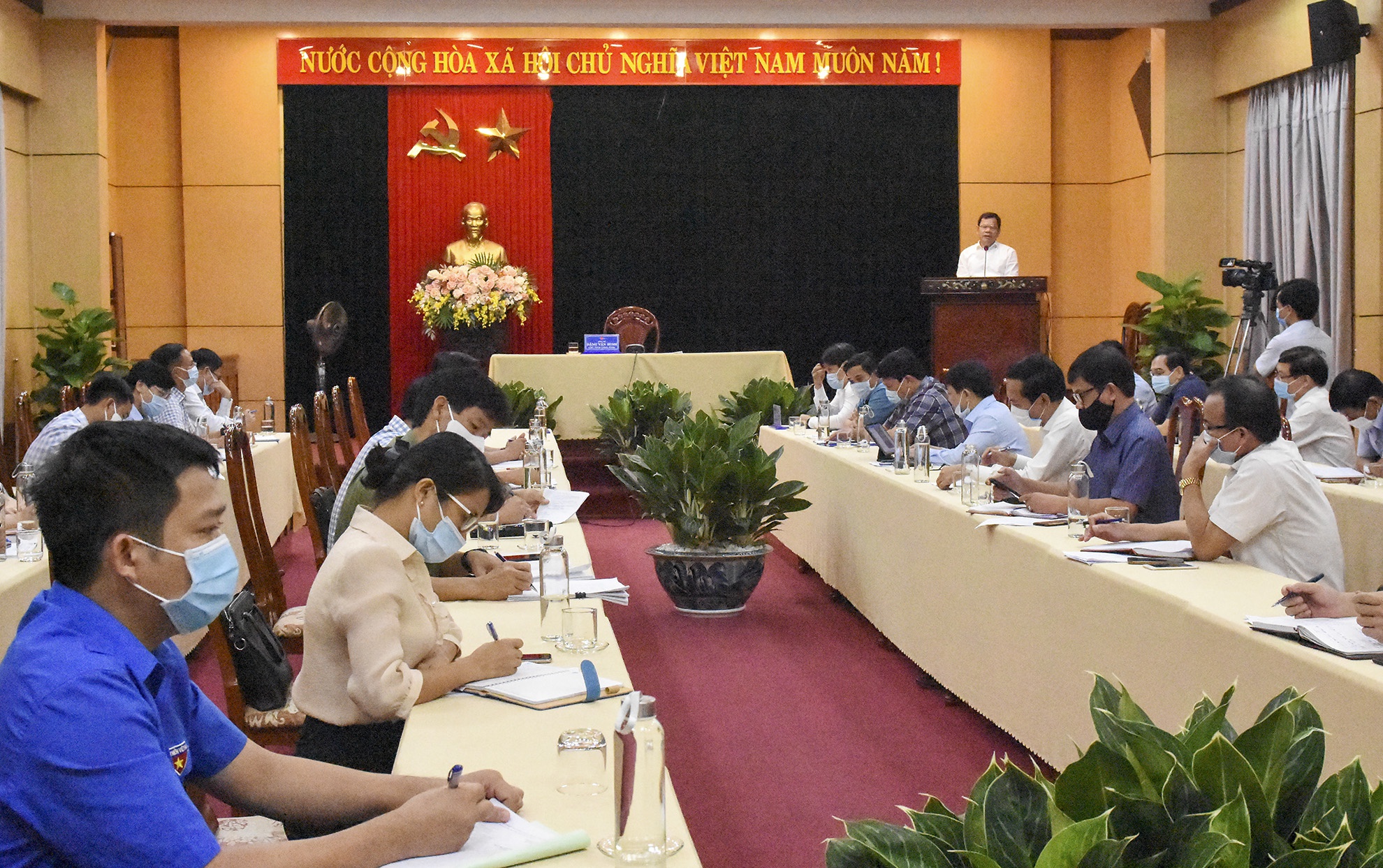 Phong chong dich benh Covid-19 anh 1