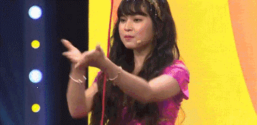 7 nu cuoi xuan phan cam anh 3