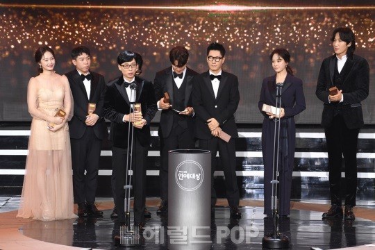 sbs entertainment awards anh 10