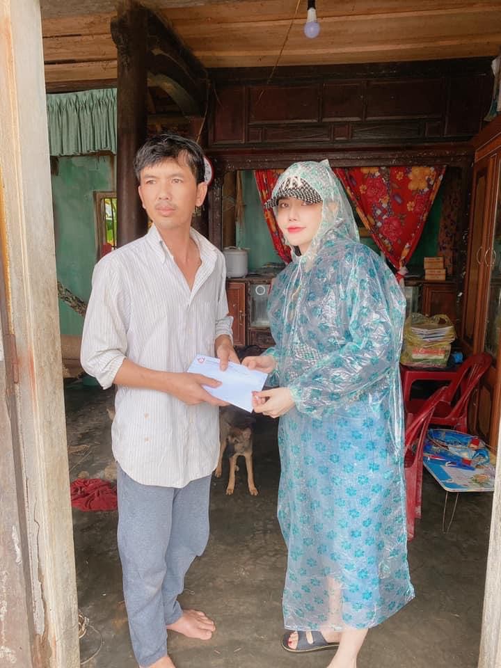 hoa hau nhan ai phan thuyen qua doi anh 2