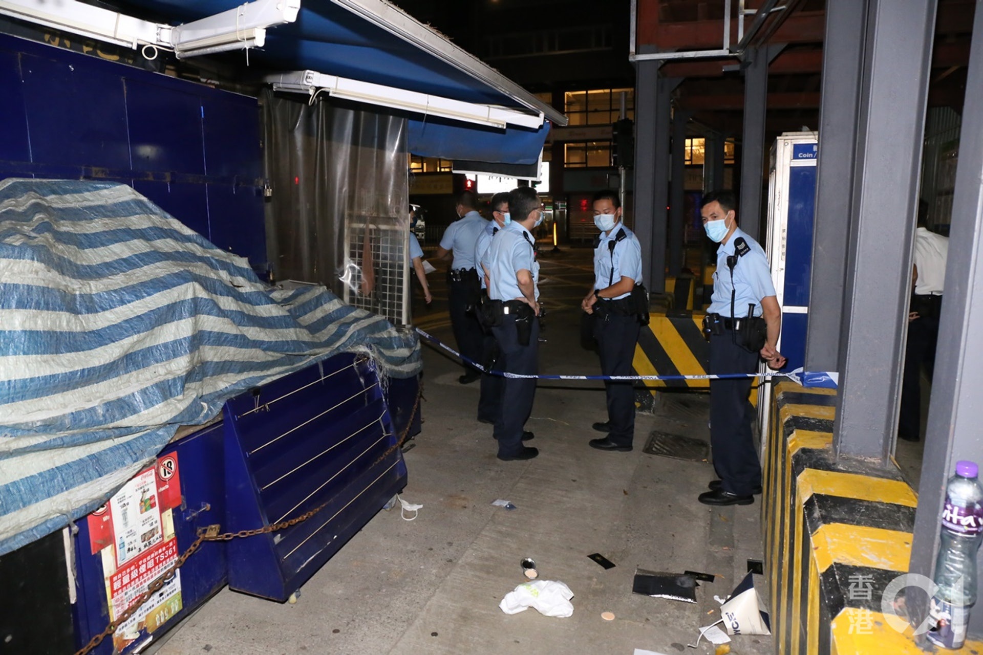 Sao nu Lam Han Vu bi cuop sach do tren pho anh 2