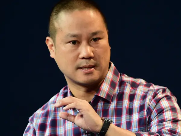 Cuoc doi cua ‘trieu phu ban giay’ Tony Hsieh anh 3