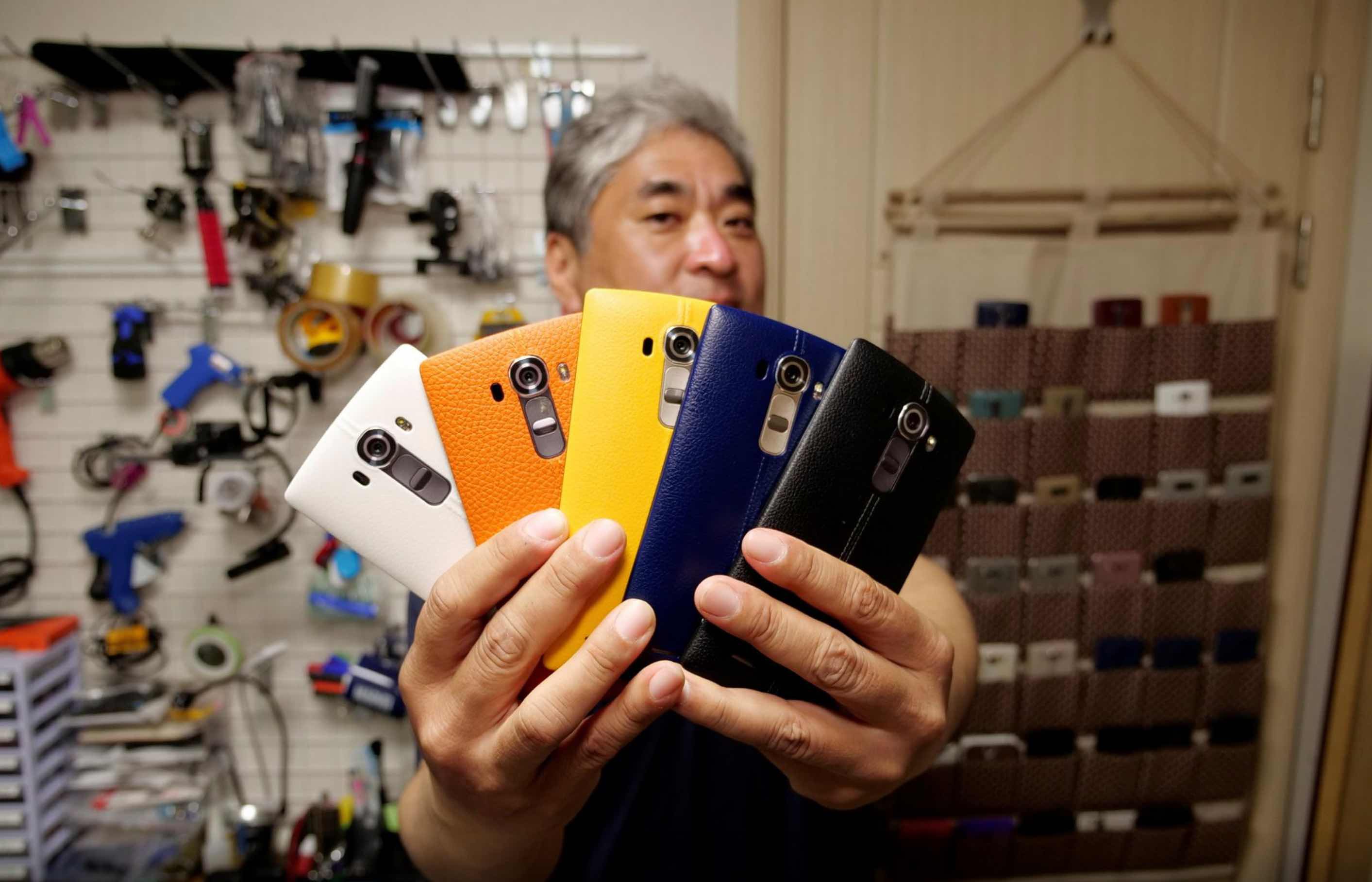 LG dong cua mang kinh doanh smartphone anh 1