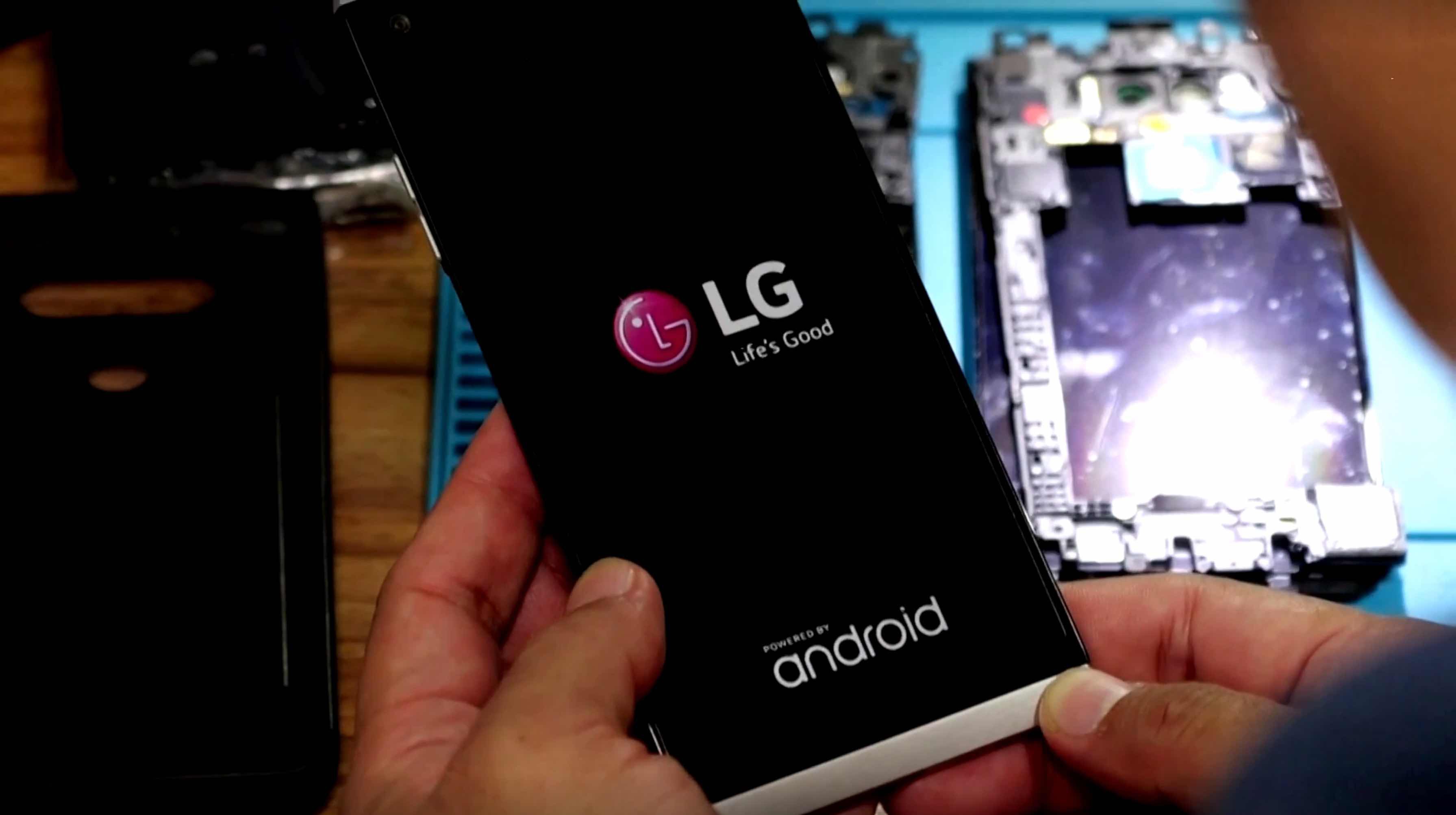 LG dong cua mang kinh doanh smartphone anh 3