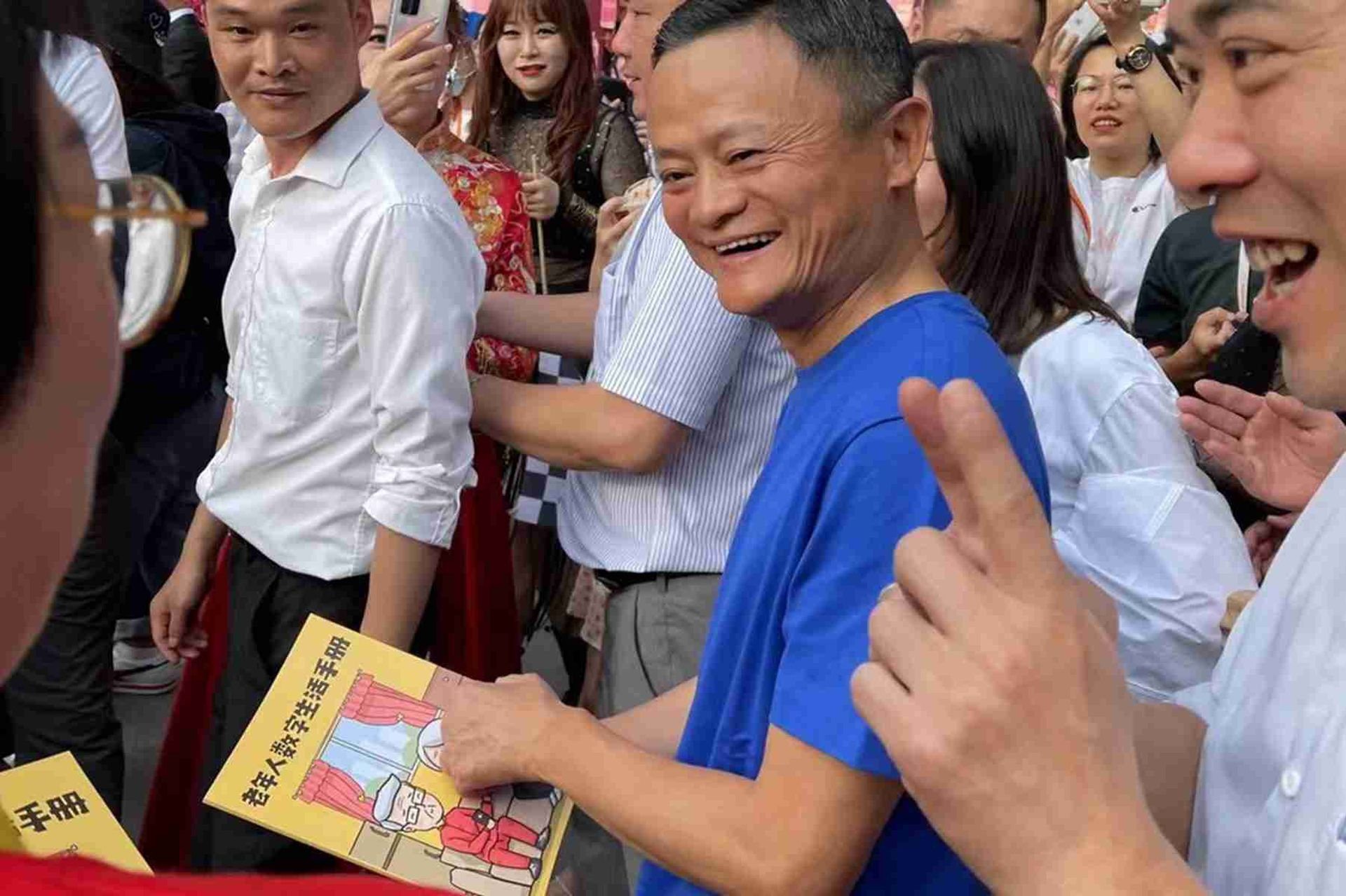 Jack Ma xuat hien anh 1