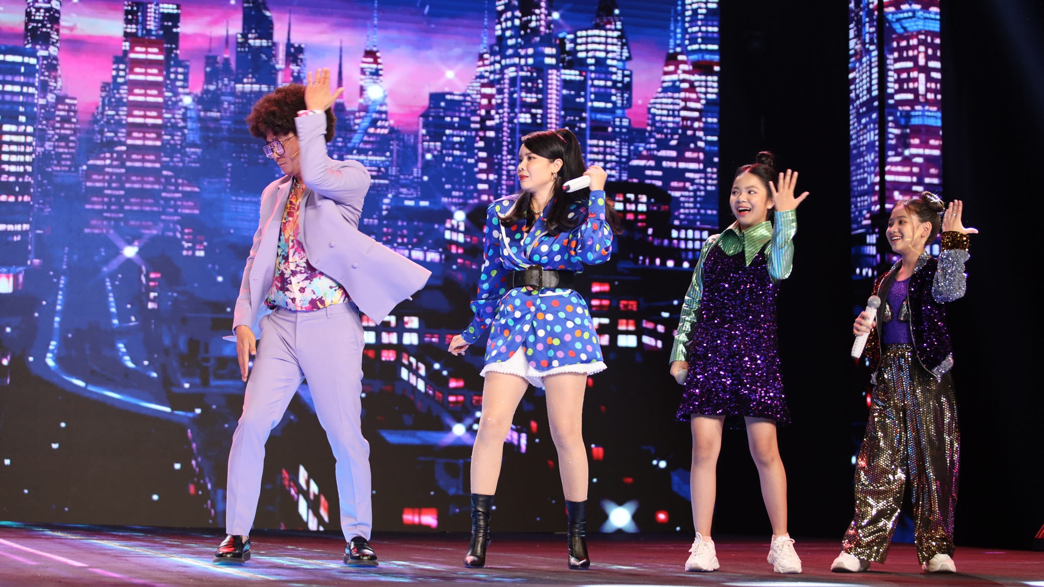 a quan giong hat viet nhi doi ho hoai anh anh 10