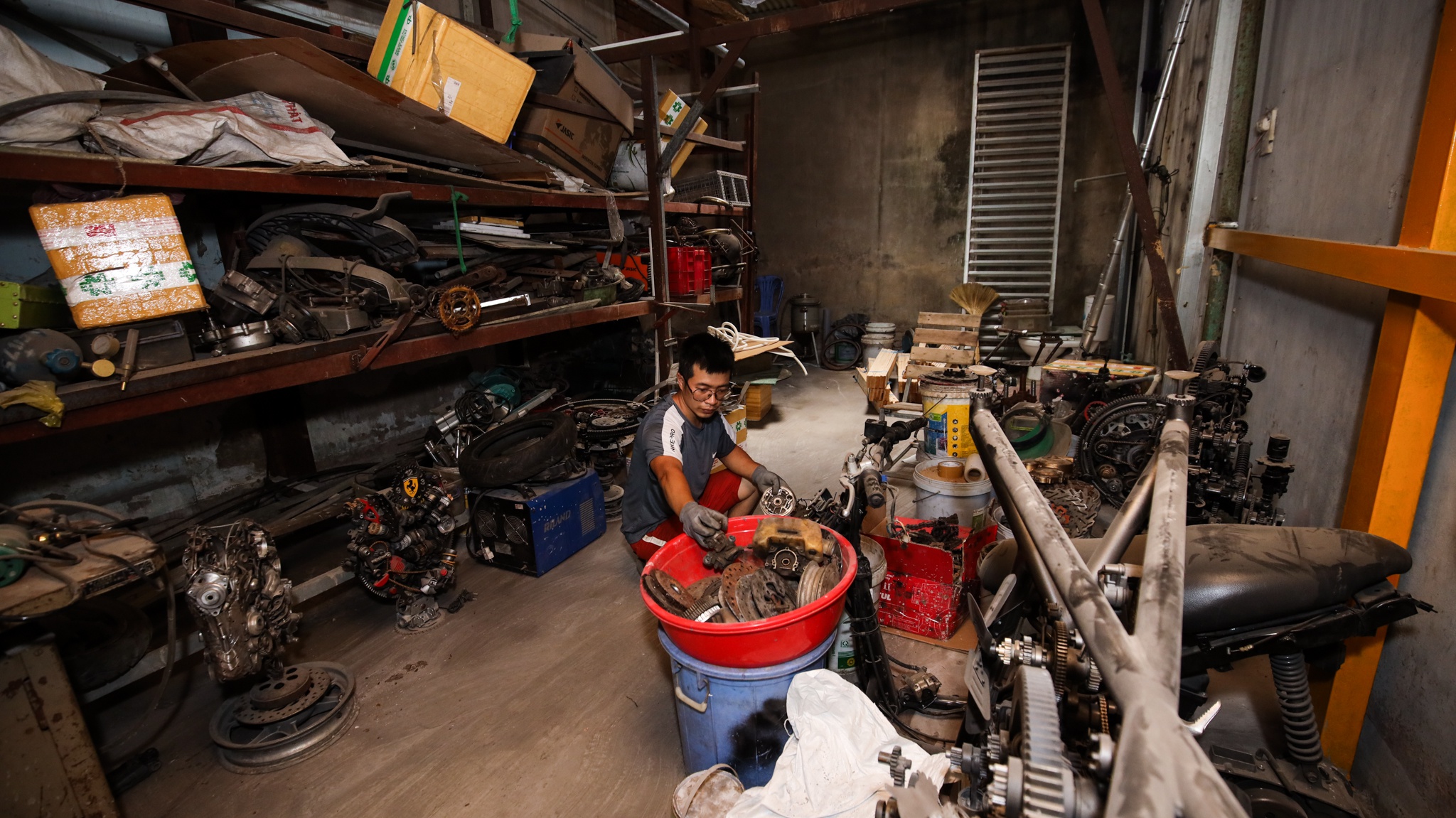 dong ho lam tu nhong xich anh 2