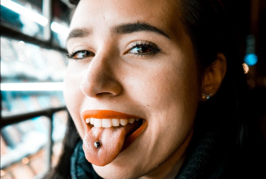 Trao luu khuyen luoi gia tren TikTok de gay chet nguoi anh 1