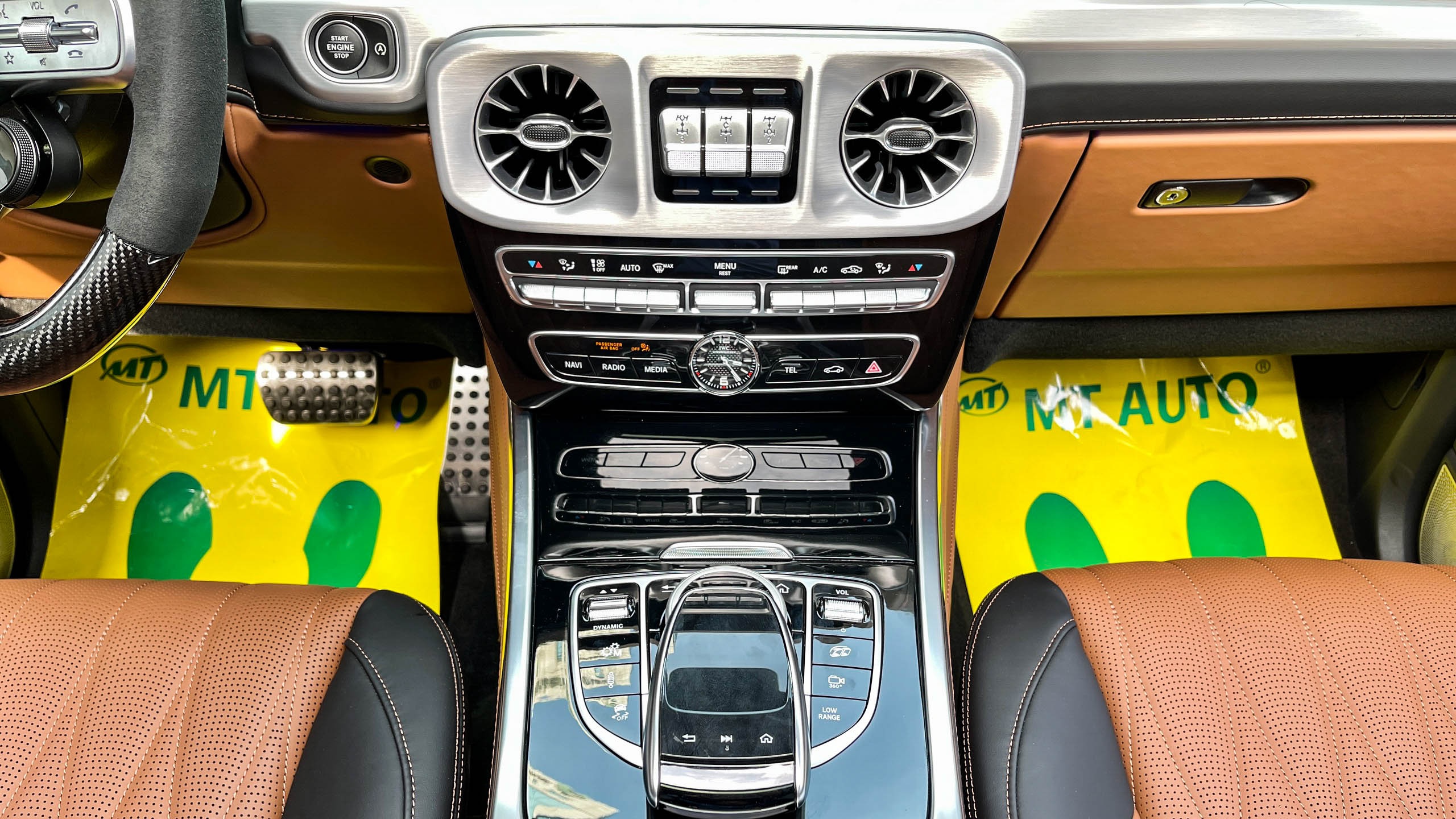 Mercedes-AMG G 36 va Cadillac Escalade 2021 anh 13