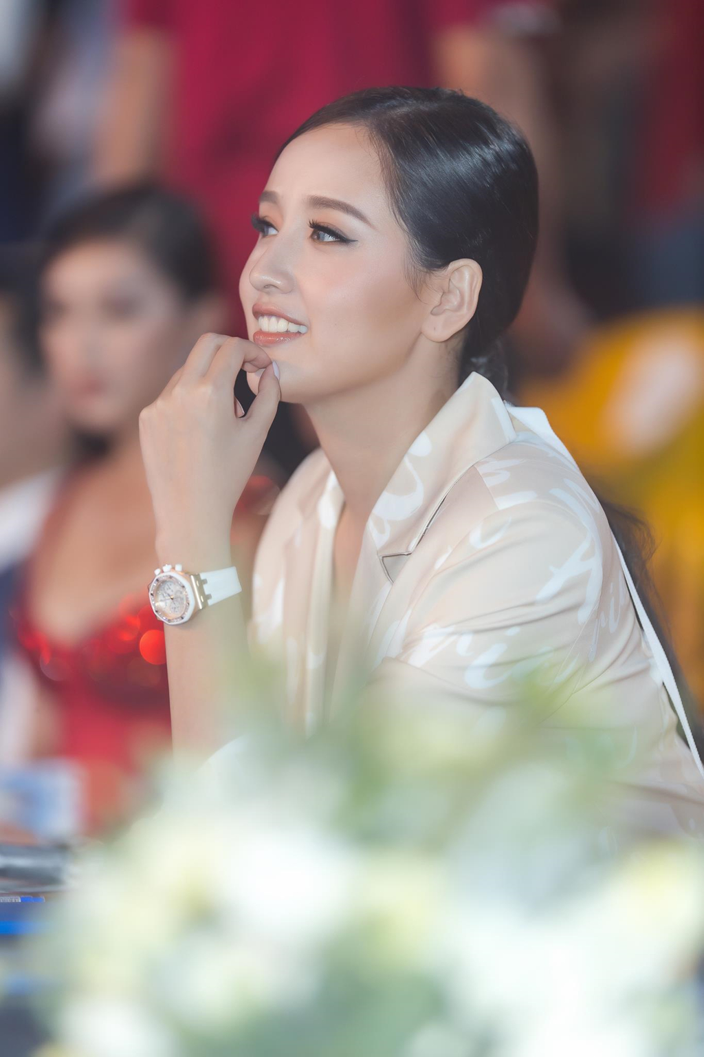 Mai Phuong Thuy: 'Neu toi vo no, nguoi yeu se tra giup' hinh anh 5