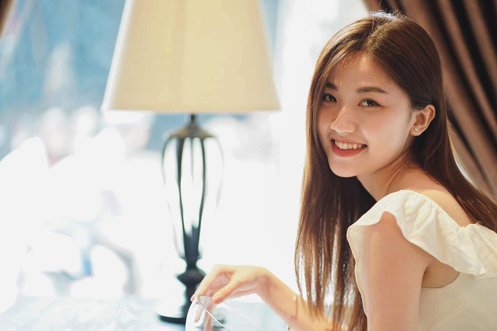 Tra tieu tam: 'Toi rung minh khi phai quay canh nong voi 2 ban dien' hinh anh 3