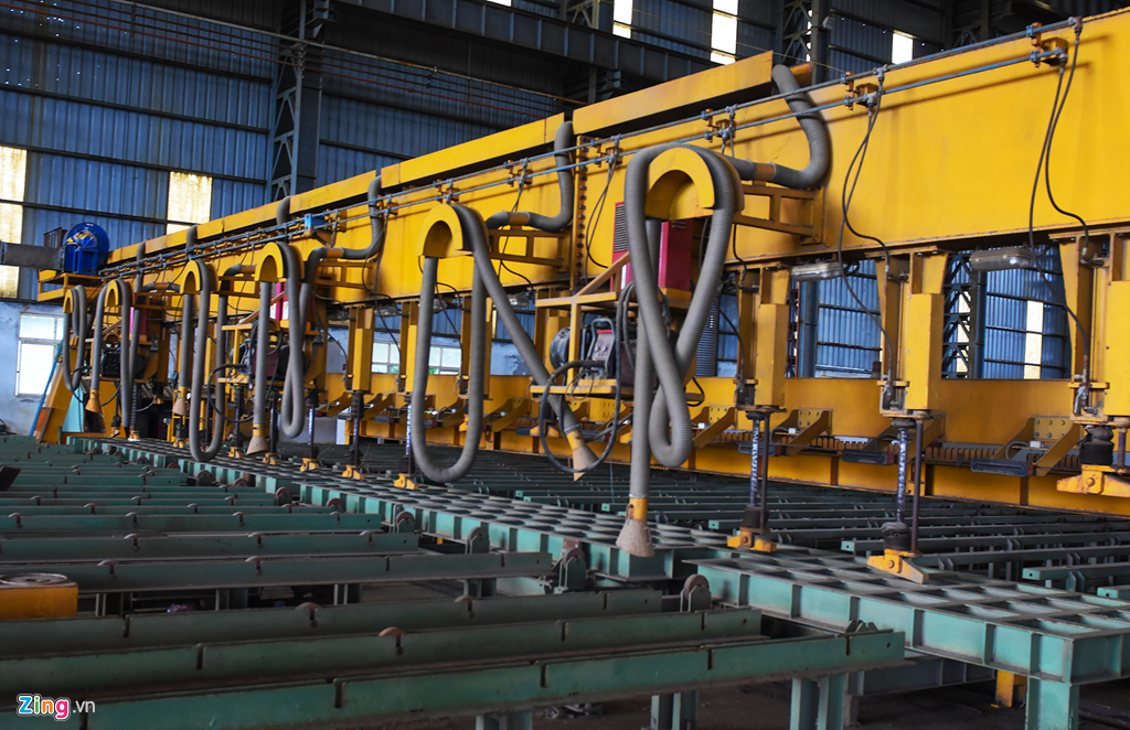 Can canh nha may dong tau Dung Quat no gan 7.000 ty dong hinh anh 11