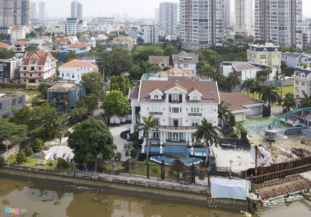 Co ngoi nha Jonathan Hanh Nguyen va loat biet thu dat do tai Thao Dien hinh anh 7