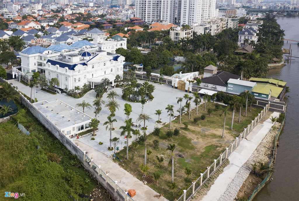 Co ngoi nha Jonathan Hanh Nguyen va loat biet thu dat do tai Thao Dien hinh anh 8