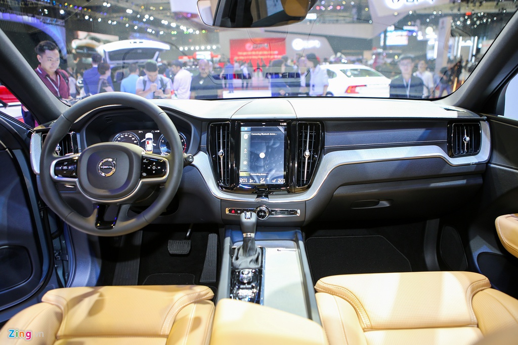 Nhung mau SUV hang sang tam gia 3 ty dong dang can nhac tai VN hinh anh 5 Volvo_XC60_zing_7.jpg