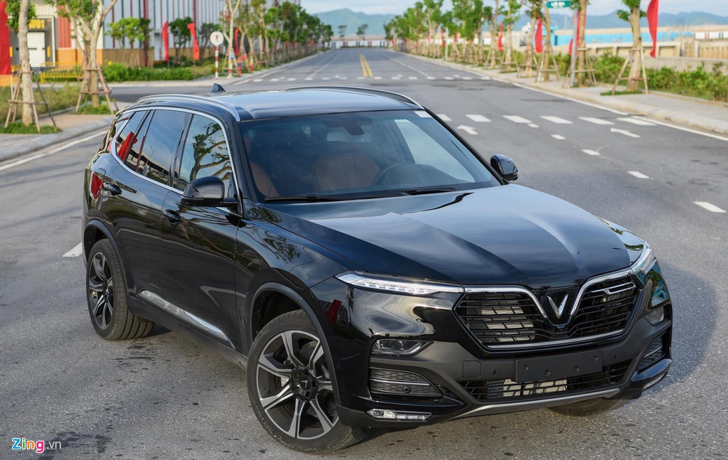 Nhung mau SUV tam gia 2 ty dang can nhac cho gia dinh hinh anh 6 VF_Lux_SA_Zing.jpg
