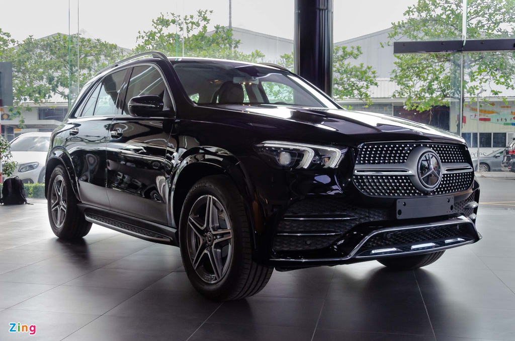 Chon Mercedes-Benz GLE hay BMW X5 khi mua SUV 7 cho hang sang? hinh anh 1 Mercedes_GLE_2019_Zing_1_.jpg