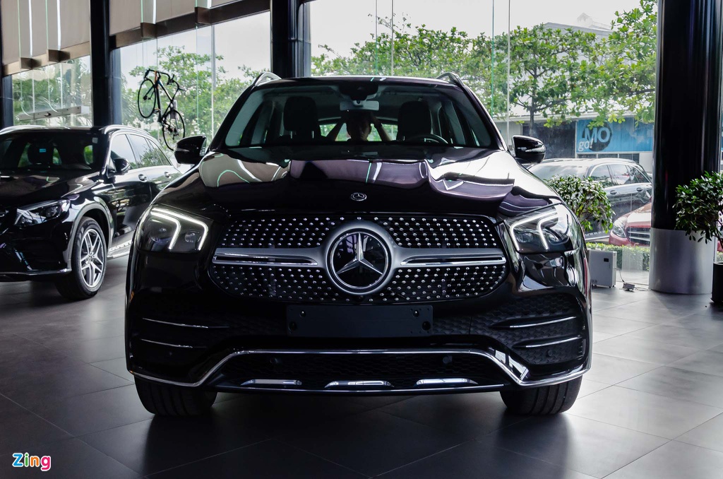 Chon Mercedes-Benz GLE hay BMW X5 khi mua SUV 7 cho hang sang? hinh anh 17 Mercedes_GLE_2019_Zing_2_.jpg