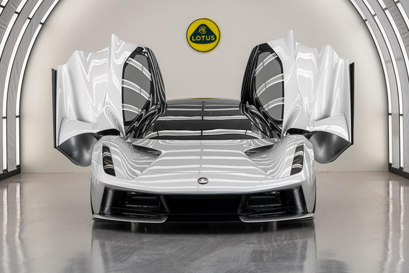 Sieu xe manh nhat the gioi bat dau san xuat, gia 2,2 trieu USD hinh anh 1 01.jpg