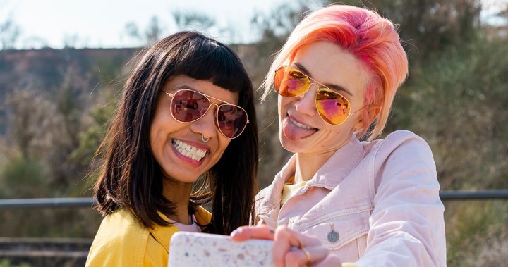 The he Zillennial hoi han vi phoi bay cuoc song ca nhan len Internet anh 3