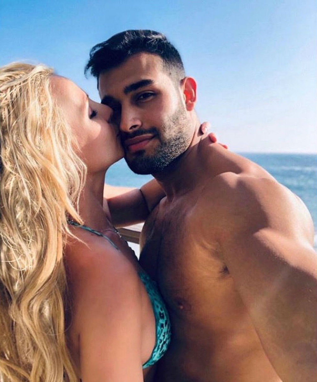 Britney Spears - cong chua mai me yeu duong va ly hon sau 55 tieng hinh anh 11 61601739.jpg