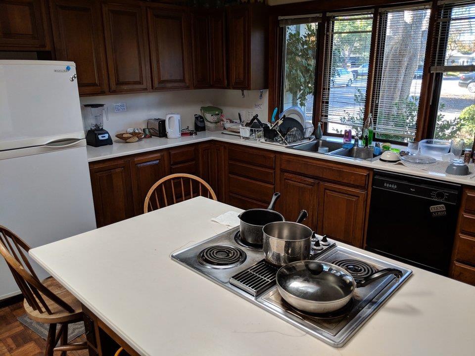 Tham quan noi Mark Zuckerberg da ‘nghi ra’ Facebook hinh anh 6