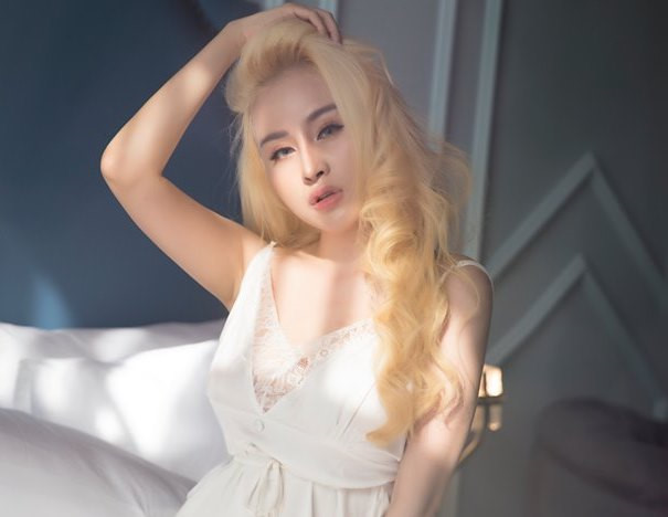 Chau Bui 22 tuoi mua chung cu cao cap, Cris Phan xay nha o tuoi 26 hinh anh 2