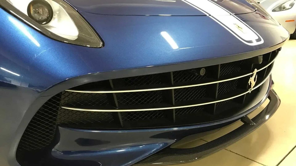 Hang hiem Ferrari F60 chay gan 200 km rao ban muc gia bi an hinh anh 3 3_F60.jpg