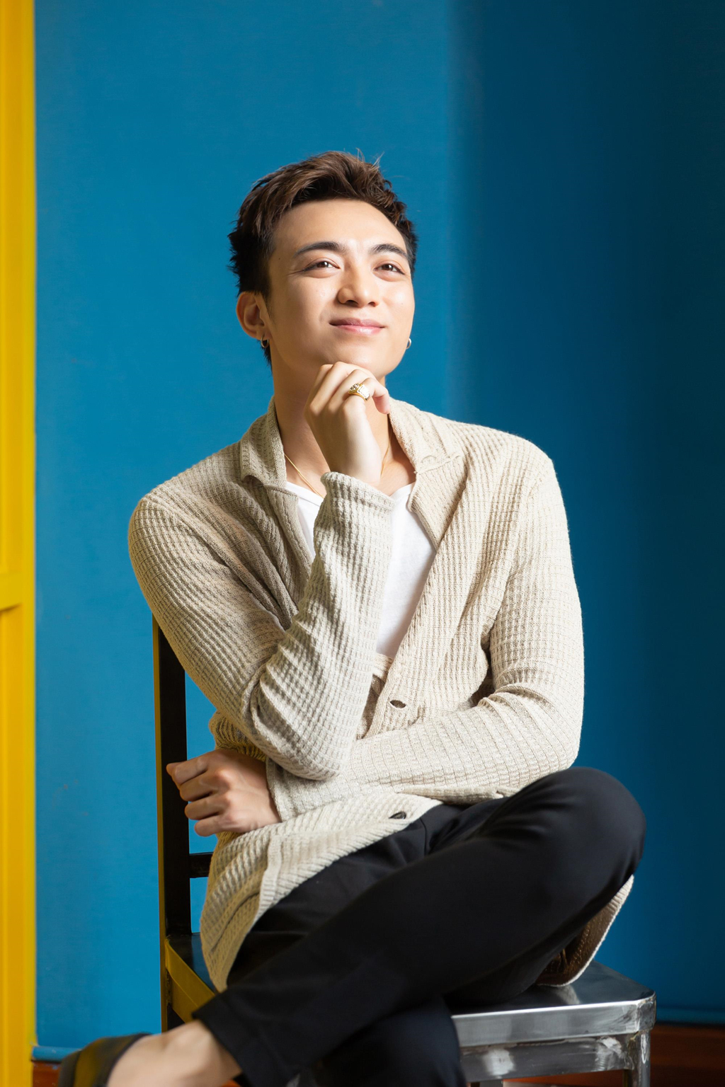 Soobin Hoang Son: 'Khi kiet que, toi goi dien cho me va bat khoc' hinh anh 7