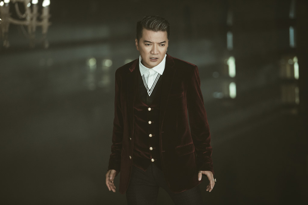 Dam Vinh Hung se con ngong cuong den khi nao? hinh anh 2