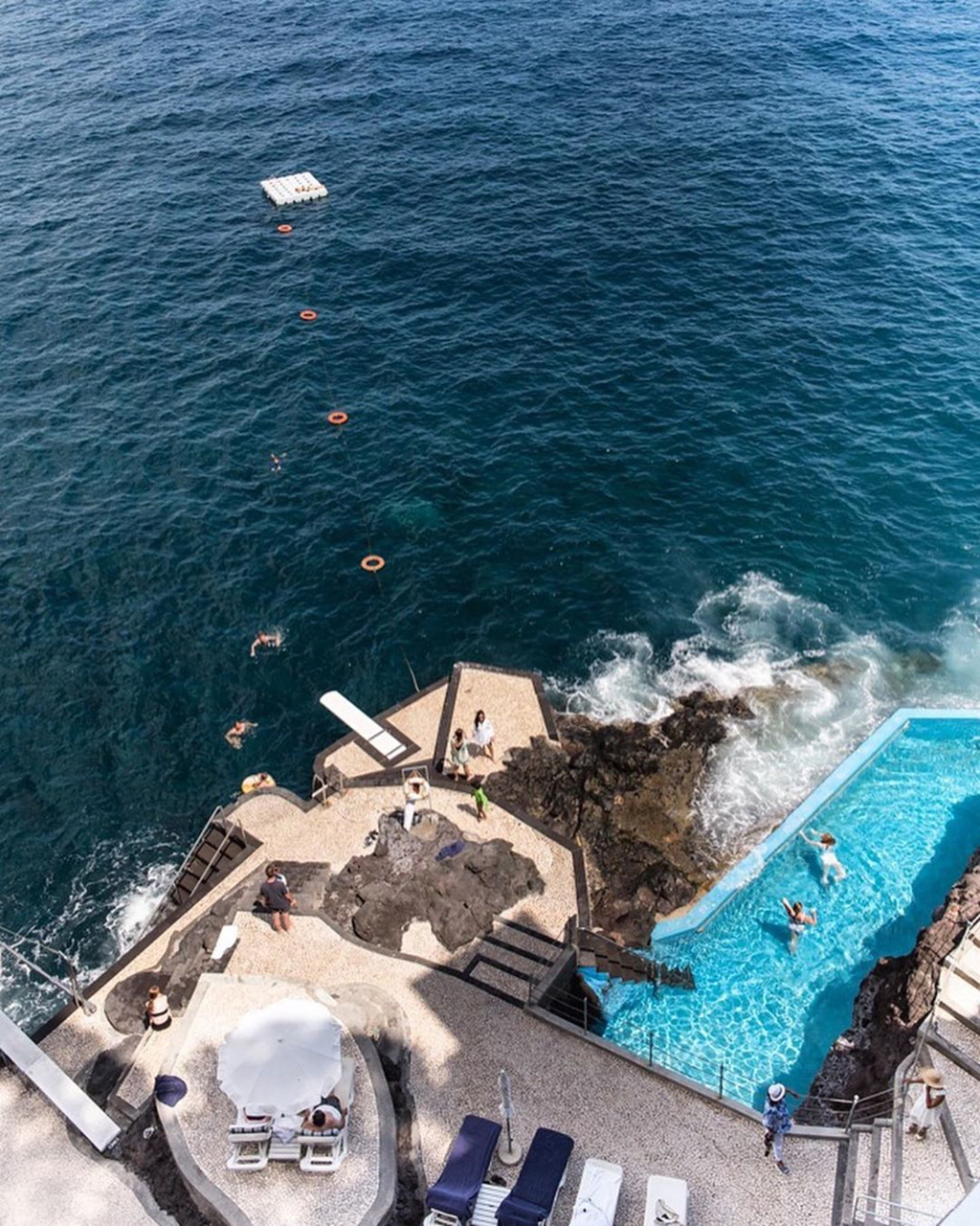 5 khu nghi duong xay cheo leo tren vach nui noi tieng the gioi hinh anh 14