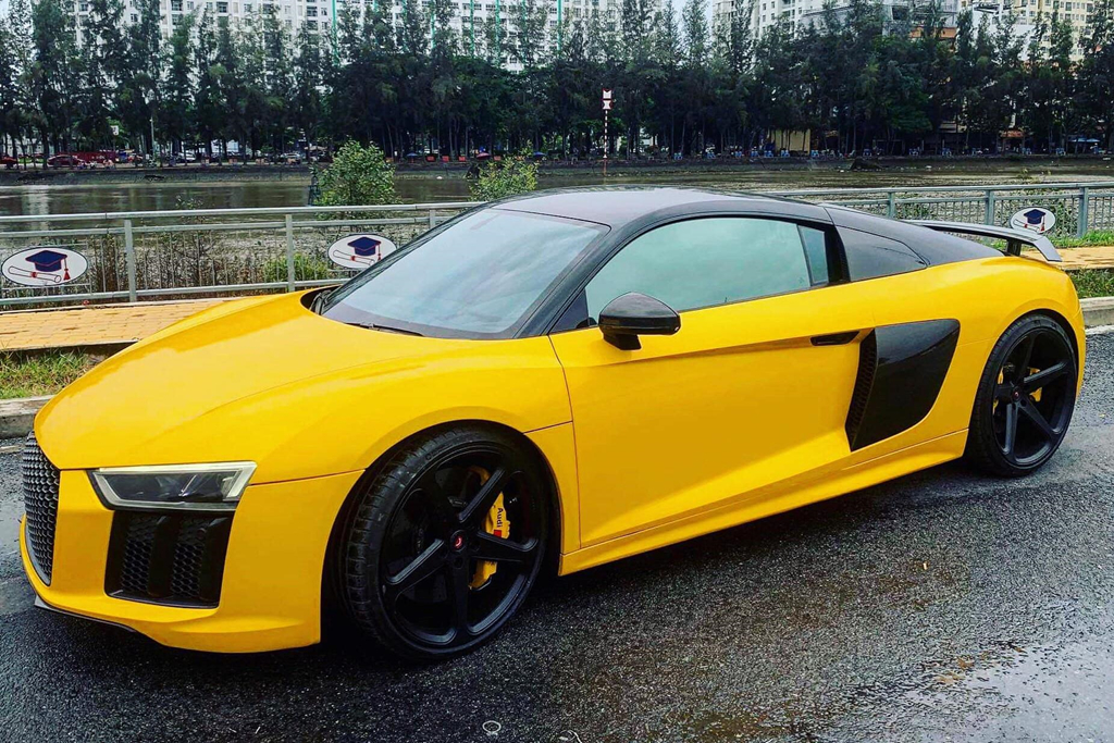 Sieu xe Audi R8 cua Cuong Do La 'thay ao' sau khi ve voi chu moi hinh anh 3