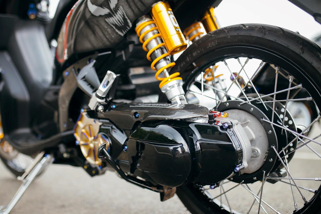 Biker Khanh Hoa chi 500 trieu do lai Yamaha Nouvo hinh anh 4