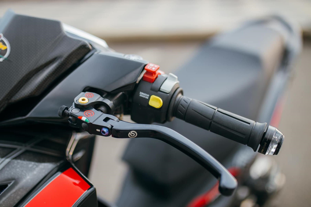 Biker Khanh Hoa chi 500 trieu do lai Yamaha Nouvo hinh anh 7