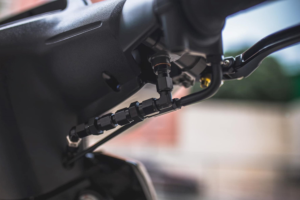 'Tuong dai' Honda Wave voi dan do choi hon tram trieu tai Sai Gon hinh anh 6