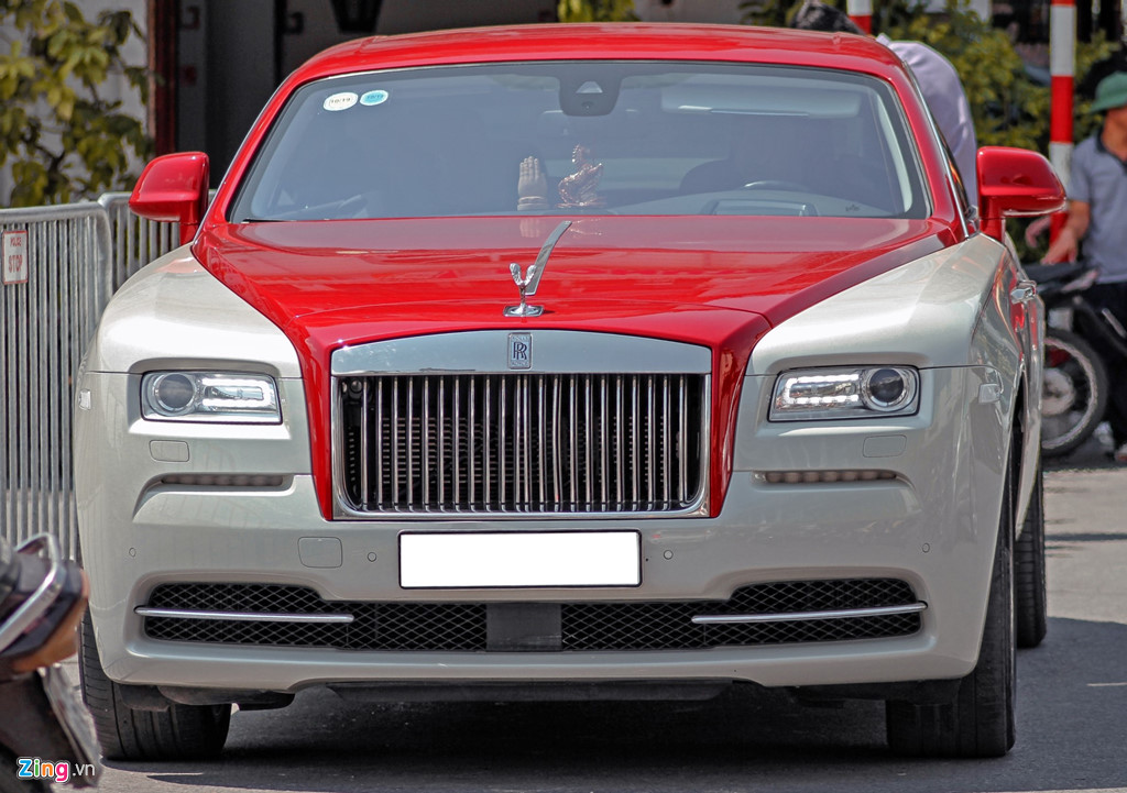Coupe sieu sang Rolls-Royce Wraith phoi mau la dao pho Ha Noi hinh anh 2