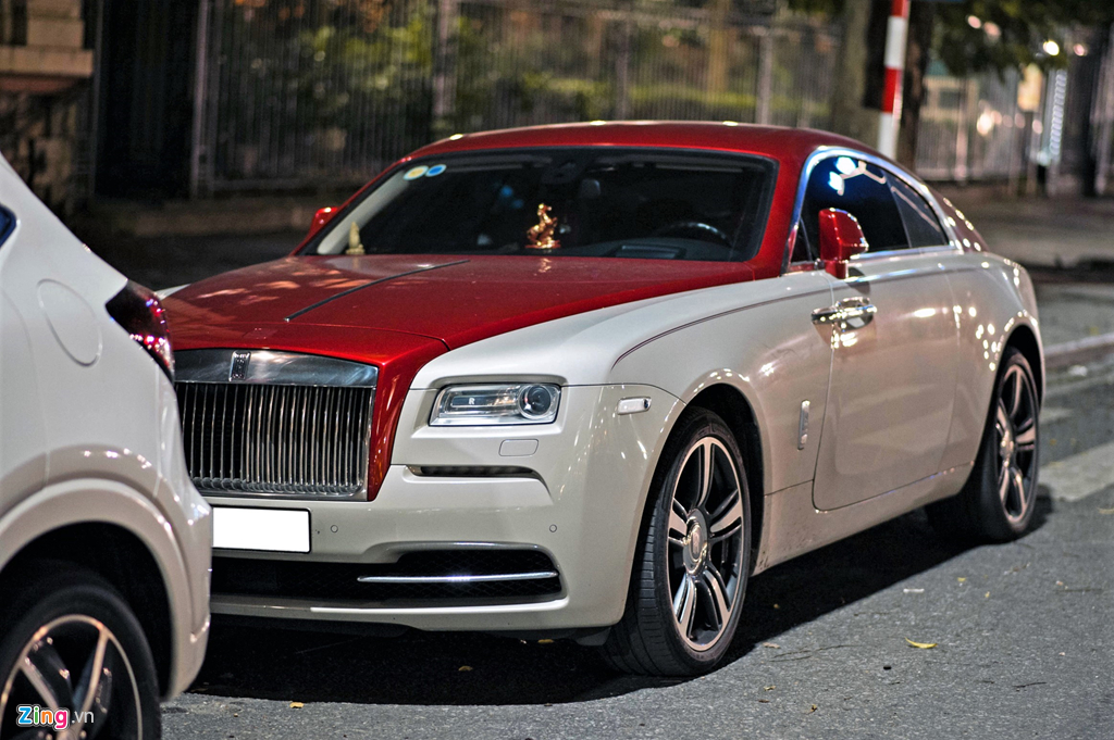 Coupe sieu sang Rolls-Royce Wraith phoi mau la dao pho Ha Noi hinh anh 10 