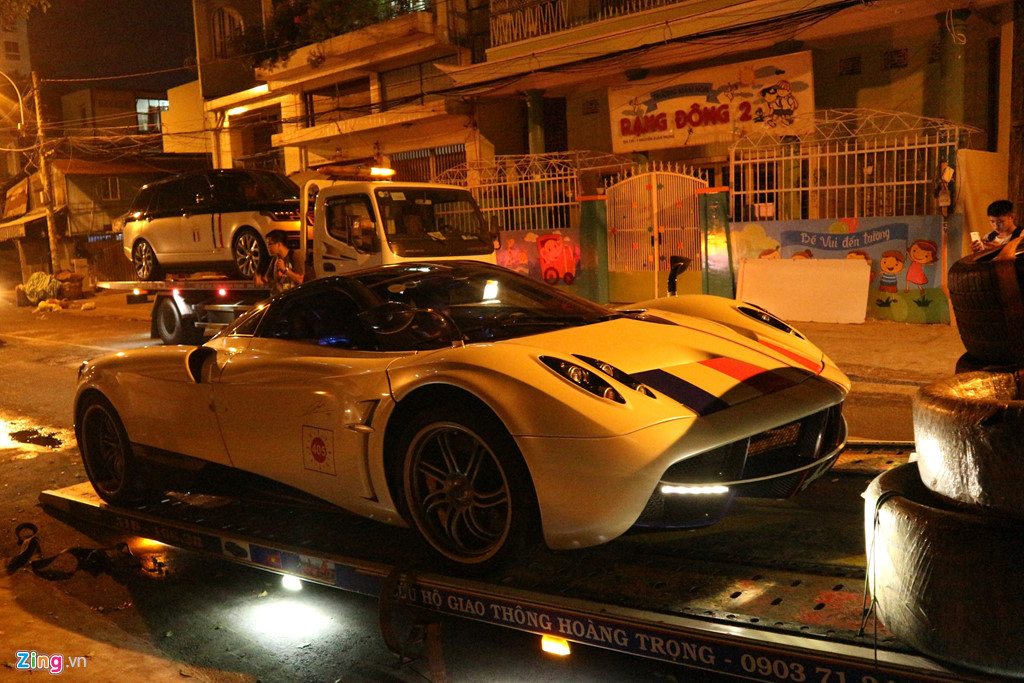 Dan xe tram ty cua Minh Nhua ve TP.HCM trong dem sau 7 ngay du lich hinh anh 6