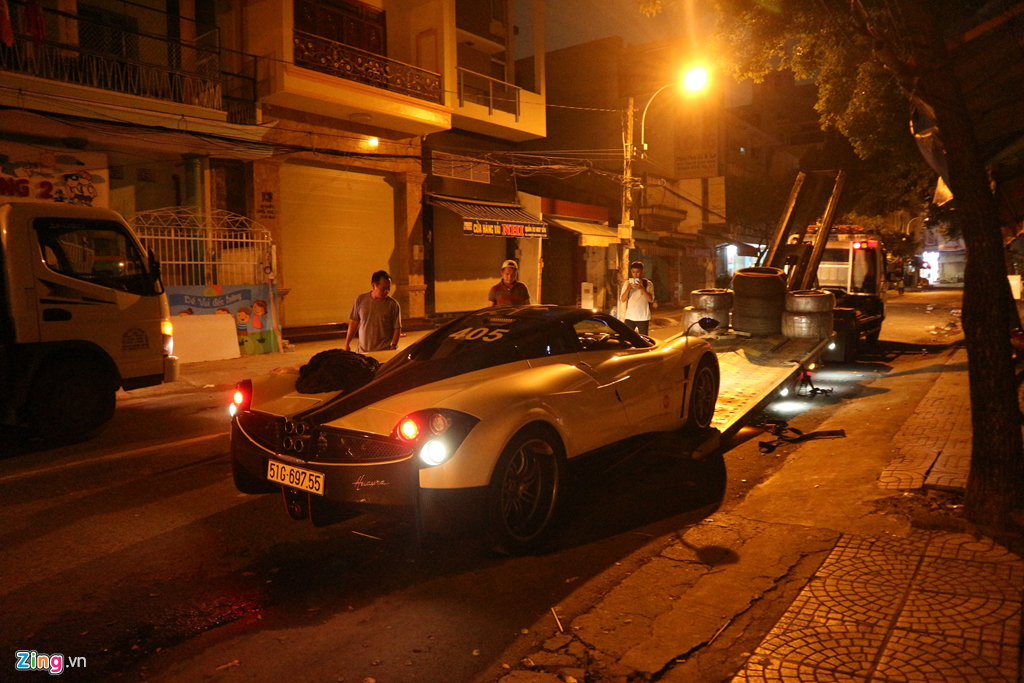 Dan xe tram ty cua Minh Nhua ve TP.HCM trong dem sau 7 ngay du lich hinh anh 4