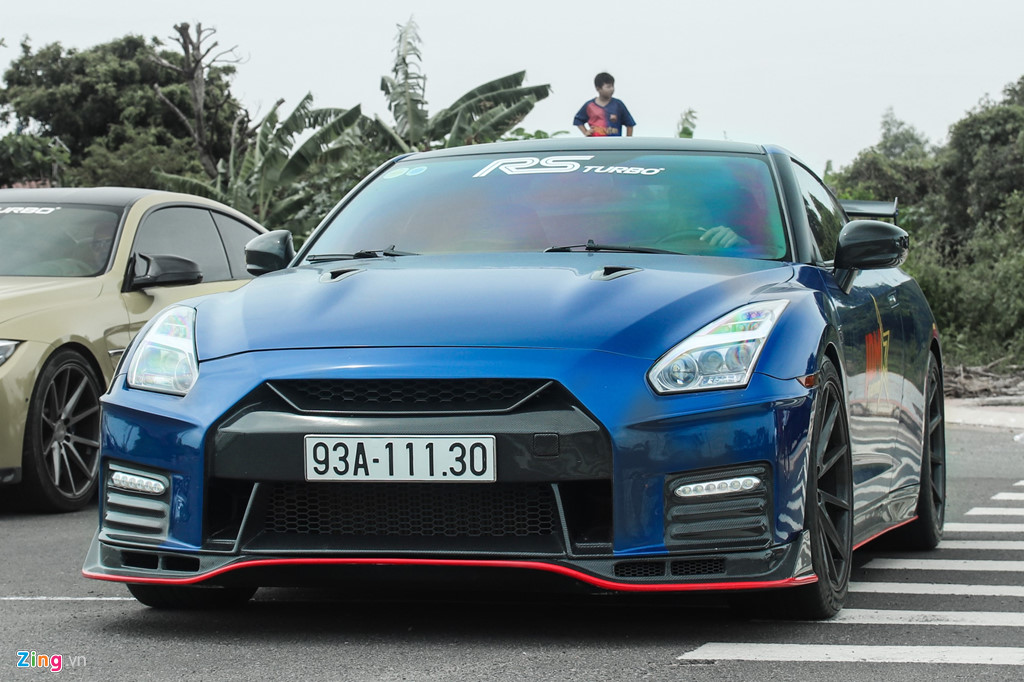 Nissan GT-R do bodykit Nismo doc nhat VN cua dai gia Binh Phuoc hinh anh 2