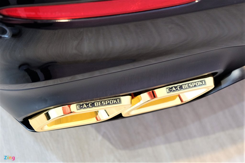 Mercedes-Benz E 300 AMG ma vang cua dai gia Viet hinh anh 6