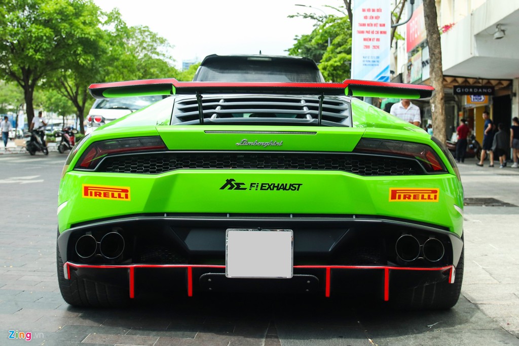 Lamborghini Huracan khoac ao xe dua GT3 tai TP.HCM hinh anh 4